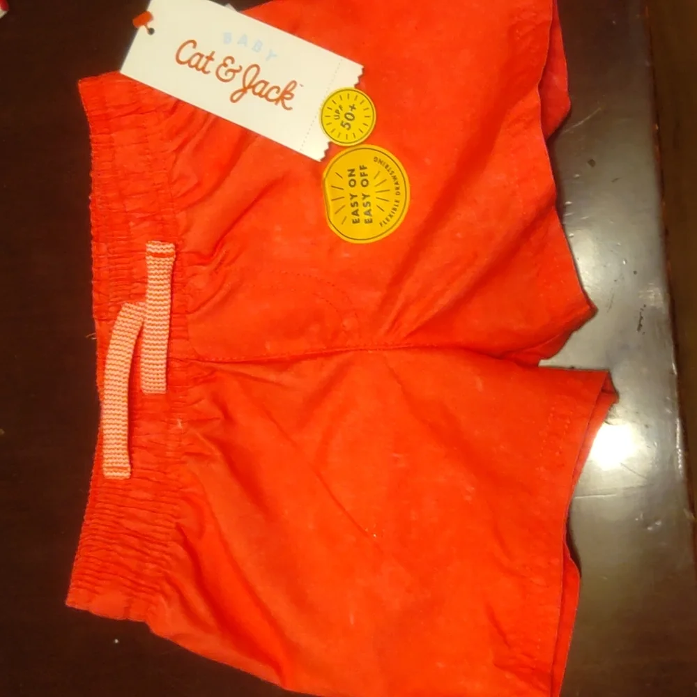 Nwt Cat & Jack shorts size 6-9m - Picture 1 of 2